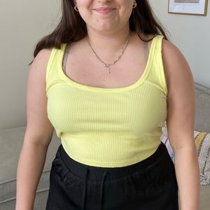 ribbed yellow tank